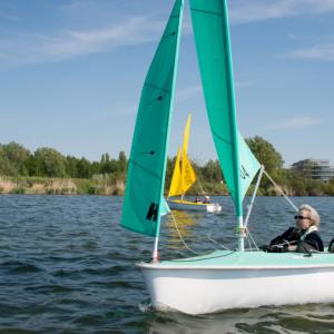 Two friends sailing in the sunshine
